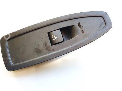 Used Switch Switch 39643807 39643807