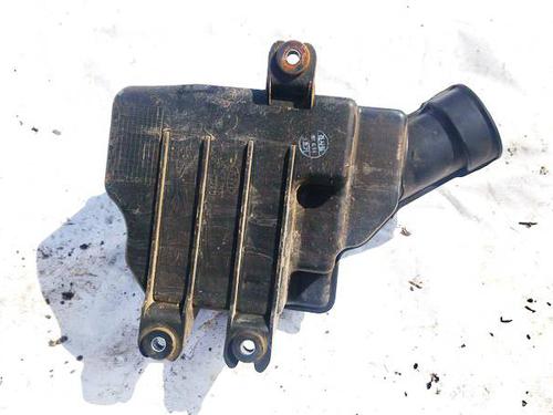 Luftfilter kasse Luftfilter kasse KIA SPORTAGE II (JE_, KM_) 2.0 i 16V (141 hp) 36828751 36828751