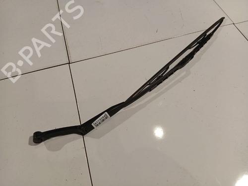 Used Front windshield wiper arm Front windshield wiper arm AUDI 80 B3 Saloon (893, 894, 8A2) 1.6 (70 hp) 36060401 36060401