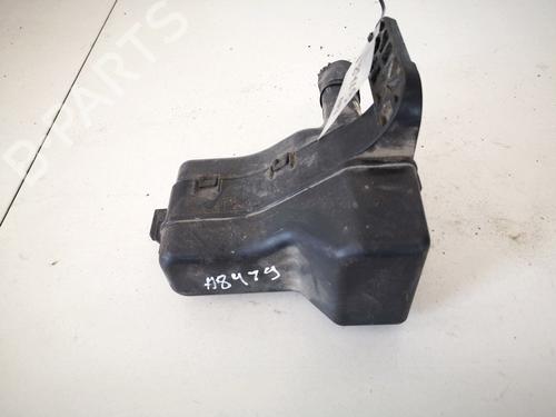 Used Fuse box Fuse box 32917076 32917076