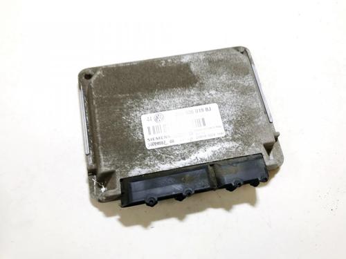 Used Engine control unit (ECU) Engine control unit (ECU) VW GOLF IV (1J1) 1.6 (100 hp) 33074031 33074031