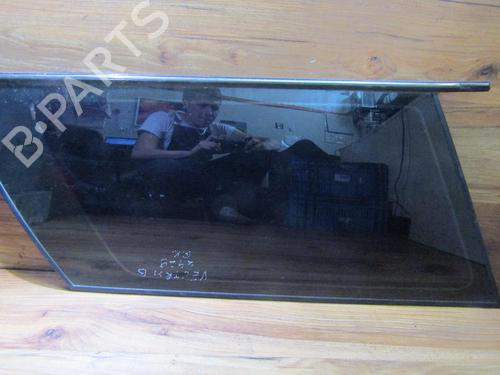 Panel rude bagtil venstre Panel rude bagtil venstre 35649728 35649728