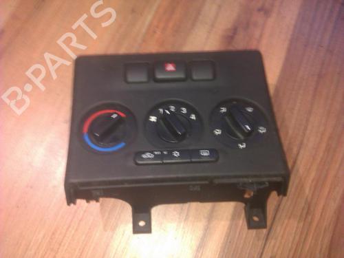climate-control-opel-zafira-a-mpv-t98-1999-2000-2001-2002-2003-2004-2005-2006-35693681 main image