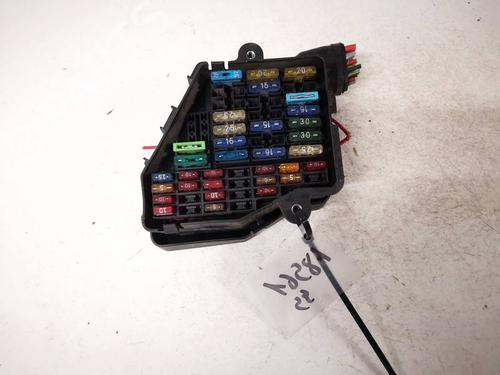 fuse-box-audi-a4-b5-8d2-1994-1995-1996-1997-1998-1999-2000-2001-32924935 main image