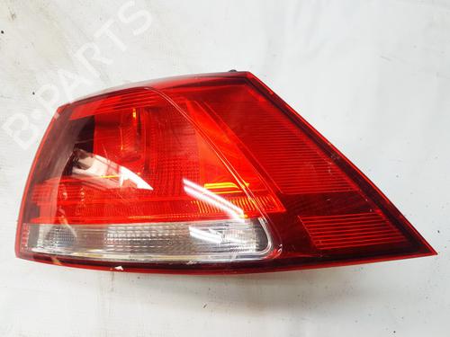 right-taillight-vw-golf-vii-5g1-bq1-be1-be2-2012-2013-2014-2015-2016-2017-2018-2019-2020-2021-35861672 main image