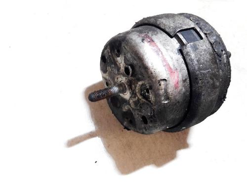 Used Engine mount Engine mount VW PASSAT B5 Variant (3B5) 1.9 TDI (110 hp) 33069948 33069948