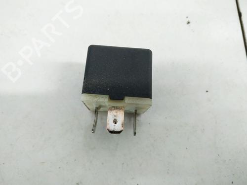 Used Electronic sensor Electronic sensor CHRYSLER VOYAGER / GRAND VOYAGER III (GS_, NS_) 2.5 TD (116 hp) 33086154 33086154