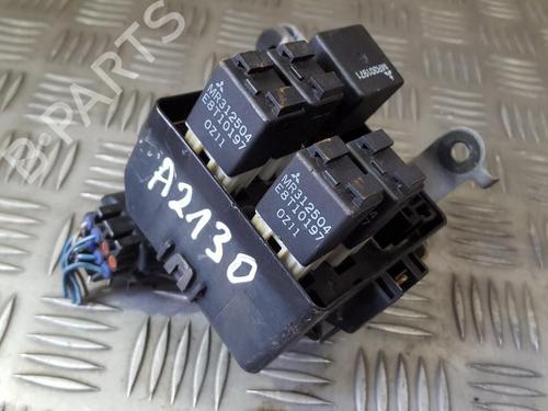 Used Fuse box Fuse box MITSUBISHI PAJERO III (V7_W, V6_W) 3.2 Di-D (V68W, V78W) (165 hp) 33493001 33493001
