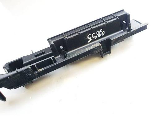 BP32587802O1 main image