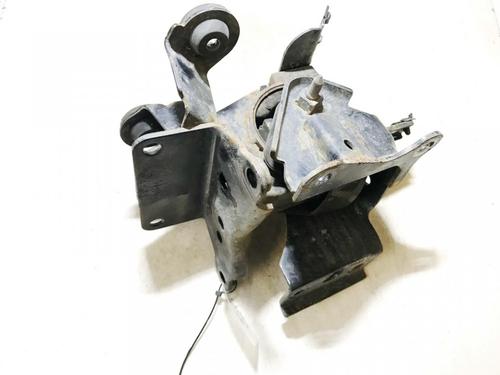 Used Engine mount Engine mount NISSAN X-TRAIL I (T30) 2.2 dCi (136 hp) 33108412 33108412