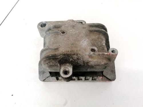 Used Engine mount Engine mount AUDI A3 (8P1) 2.0 FSI (150 hp) 32915560 32915560