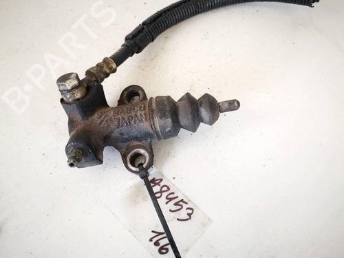 Used Clutch slave cylinder Clutch slave cylinder SUBARU LEGACY IV (BL) 2.0 AWD (BL5) (165 hp) 35385462 35385462