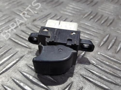 switch-mazda-6-hatchback-gg-2002-2003-2004-2005-2006-2007-2008-33486271 main image