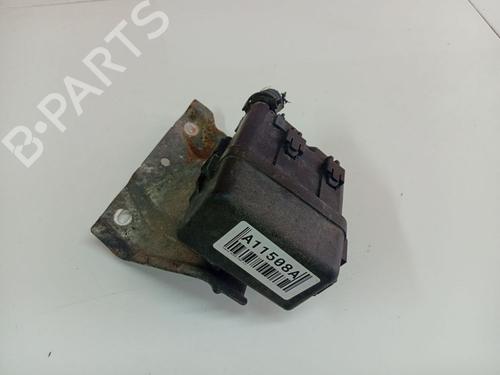 Used Fuse box Fuse box 36852352 36852352