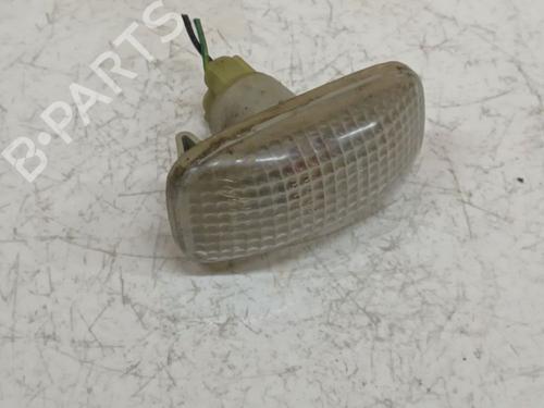 right-side-indicator-nissan-primera-hatchback-p12-2002-36690265 main image