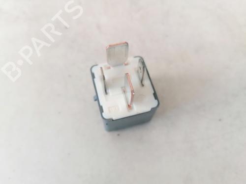 Electronic sensor TOYOTA RAV 4 III (_A3_) 2.2 D 4WD (ALA30_, ALA30R) | BP33095607M84 - Image 3