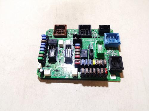 fuse-box-citroen-c4-cactus-2014-33107234 main image