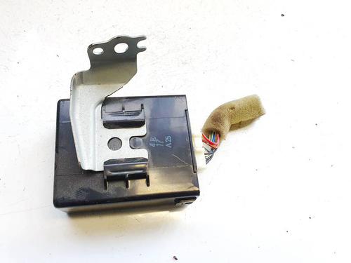 Elektronisk modul TOYOTA RAV 4 II (_A2_) 2.0 (ACA26) (150 hp) 32625879