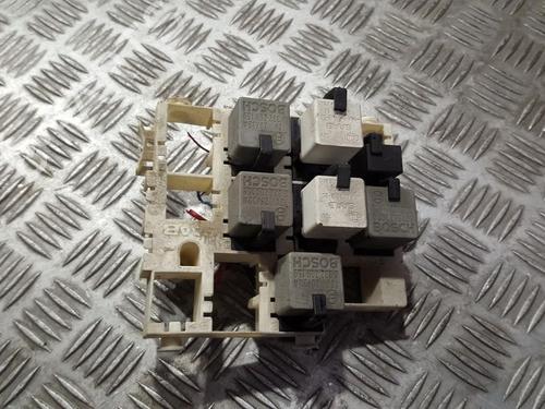 Used Fuse box Fuse box SAAB 9-5 (YS3E) 2.0 t (150 hp) 33486675 33486675