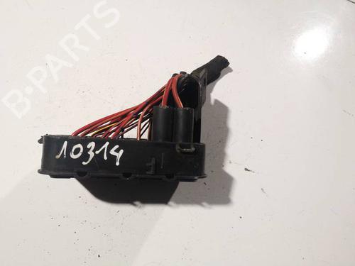 BP32572382E1 main image