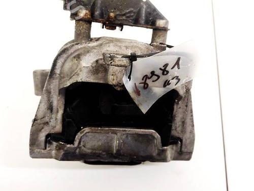 Used Engine mount Engine mount SKODA OCTAVIA II (1Z3) 1.6 TDI (105 hp) 32939262 32939262