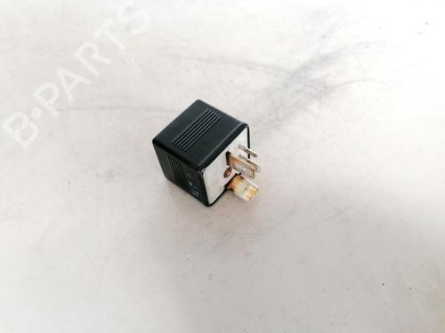 Electronic sensor AUDI 100 C4 Avant (4A5) 2.5 TDI | BP32877354M84 - Image 2