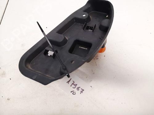 lamp-holder-citroen-c5-i-dc_-2001-2002-2003-2004-2005-35429777 main image