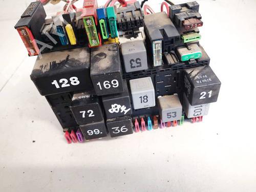 Used Fuse box Fuse box SEAT ALHAMBRA (7V8, 7V9) 1.9 TDI (90 hp) 32932046 32932046