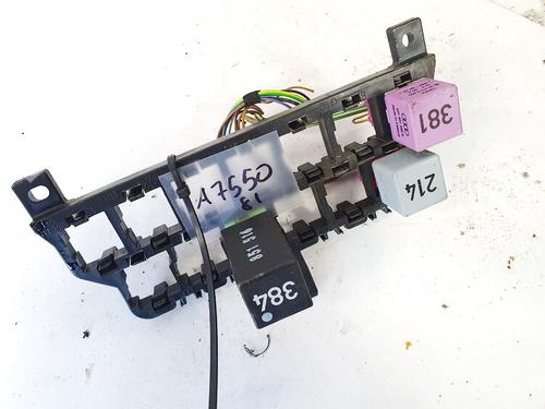 Used Fuse box Fuse box VW PASSAT B5 Variant (3B5) 1.9 TDI (90 hp) 32891863 32891863