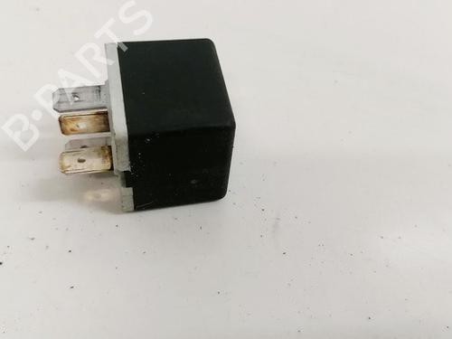 Electronic sensor OPEL ZAFIRA A MPV (T98) 2.0 DI 16V (F75) | BP33088085M84 - Image 3