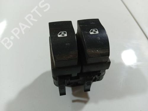 Used Switch Switch RENAULT SCÉNIC II (JM0/1_) 1.5 dCi (JM0F) (82 hp) 32560221 32560221