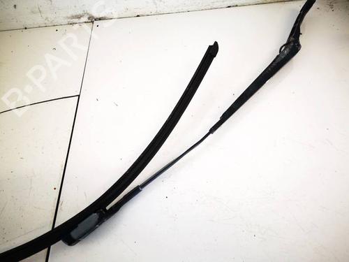 Used Front windshield wiper arm Front windshield wiper arm 32579166 32579166
