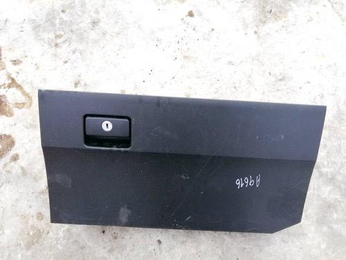 Used Glove box Glove box TOYOTA VERSO (_R2_) 2.0 D-4D (AUR20_, AUR20R) (126 hp) 35132774 35132774