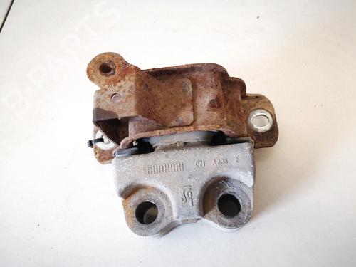 Used Engine mount FIAT PUNTO EVO (199_) 1.4 (199AXB1A) (77 hp) 32904616