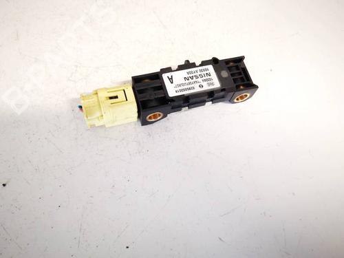 Used Electronic module NISSAN NOTE (E11, NE11) 1.6 (110 hp) 32613376