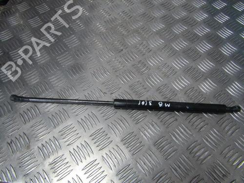 tailgate-lift-support-mercedes-benz-e-class-w210-1995-1996-1997-1998-1999-2000-2001-2002-2003-35680693 main image