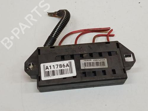Used Fuse box Fuse box 39232086 39232086