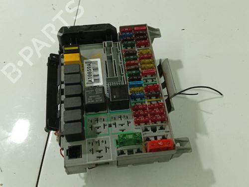 fuse-box-opel-zafira-a-mpv-t98-1999-2000-2001-2002-2003-2004-2005-2006-33489455 main image