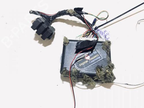 Used Electronic module Electronic module VW PASSAT B3/B4 Variant (3A5, 35I) 1.6 TD (80 hp) 33080367 33080367