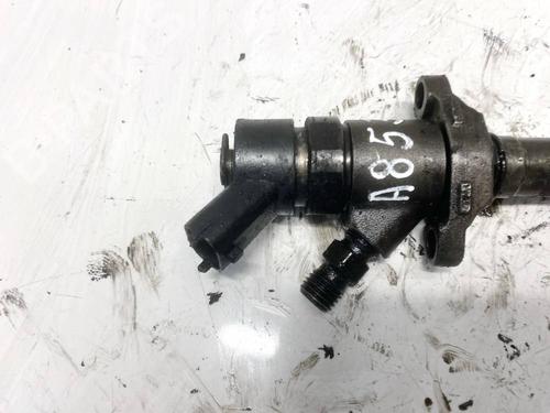 Injector VOLVO S60 I (384) D5 | BP35098146M100 - Image 2