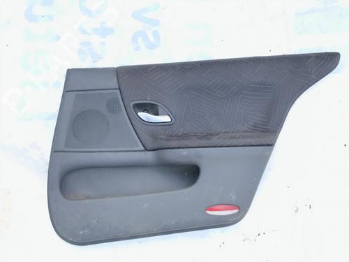 Forra trás direita Forra trás direita RENAULT LAGUNA II (BG0/1_) 1.9 dCi (BG08, BG0G) (120 hp) 35607407 35607407