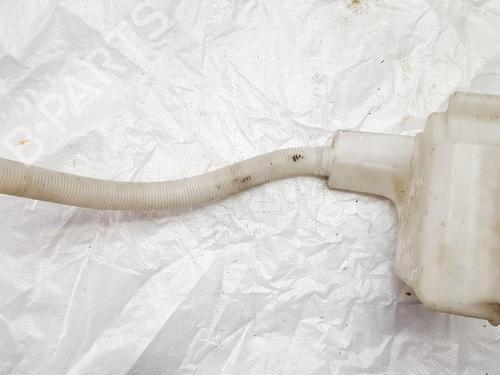 windscreen-washer-tank-bmw-3-e46-1997-1998-1999-2000-2001-2002-2003-2004-2005-35841649 main image
