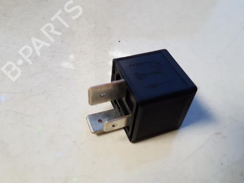 Used Electronic sensor Electronic sensor VOLVO XC90 I (275) D5 AWD (163 hp) 33515018 33515018