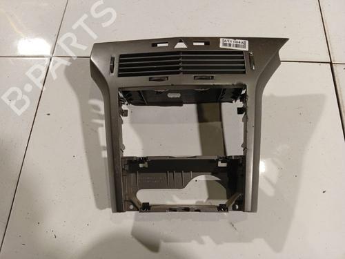 air-vent-opel-astra-h-a04-2004-2005-2006-2007-2008-2009-2010-2011-2012-2013-2014-34203875 main image