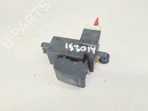 BP32585731I30 main image