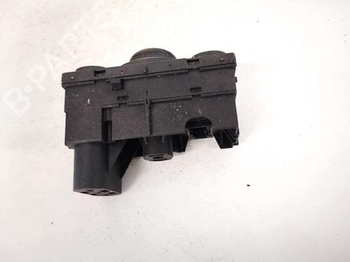 Switch OPEL ASTRA H (A04) 1.7 CDTI (L48) | BP35433570I30 - Image 2