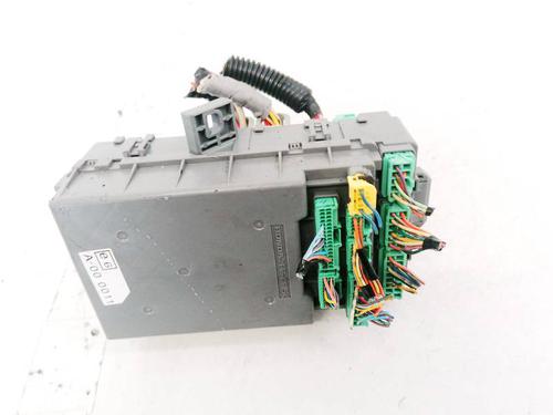 Used Fuse box Fuse box HONDA CR-V III (RE_) 2.2 i-CTDi 4WD (RE6) (140 hp) 32918599 32918599