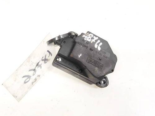 electronic-module-volvo-v50-545-2003-2004-2005-2006-2007-2008-2009-2010-2011-2012-32931720 main image