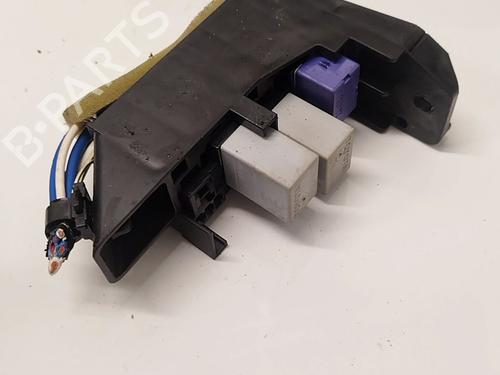 Used Fuse box Fuse box 38342432 38342432