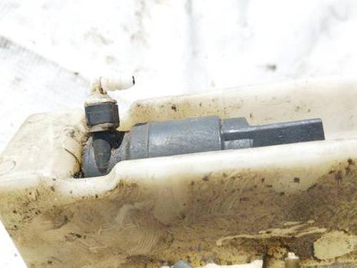 Used Washer pump Washer pump 35829892 35829892